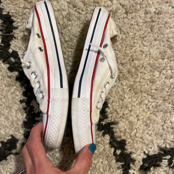 Converse all star tennis shoes size 7 - Picture 7 of 16